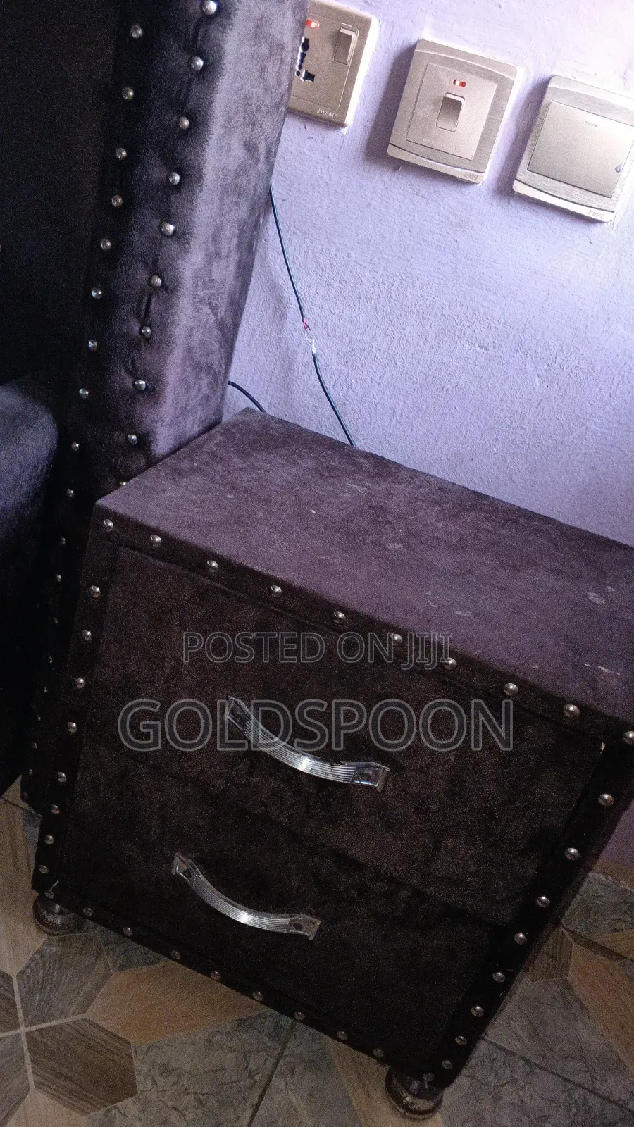 U Shape Sofa Couches Chair , Dining Table Sets, Bed Frame Available