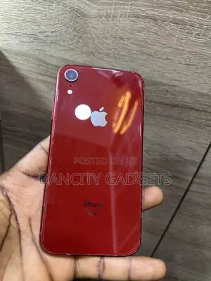 Apple iPhone XR 64 GB Red
