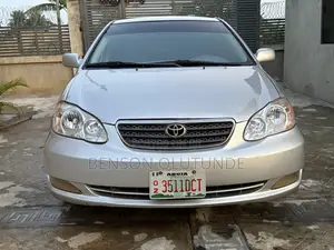Toyota Corolla LE 2004 Silver
