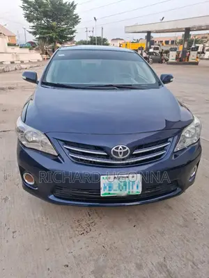 Toyota Corolla 2013 Blue