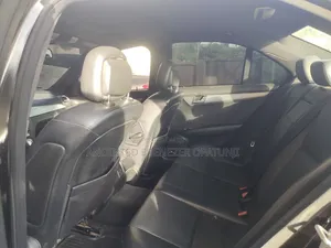 Mercedes-Benz C350 2009 Black