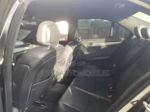 Mercedes-Benz C350 2009 Black