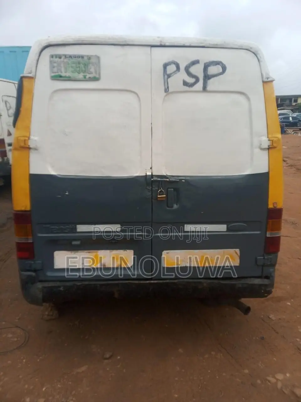 Ford Transit 2000 White