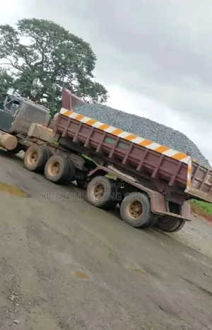 Iron Black Chippings and Granite for Concrete Construction