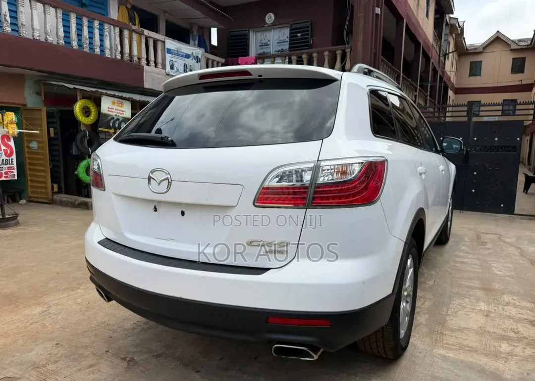 Mazda AZ 2011 White