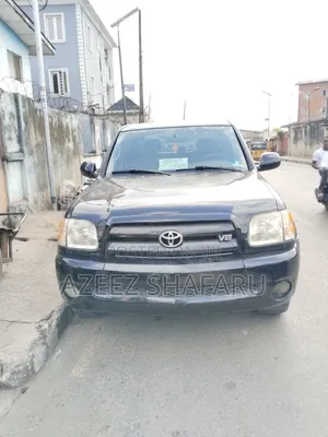 Toyota Tundra SR5 Access Cab 4x4 2004 Black