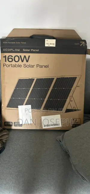 160W Ecoflow Foldable Solar Panel With Kickstand