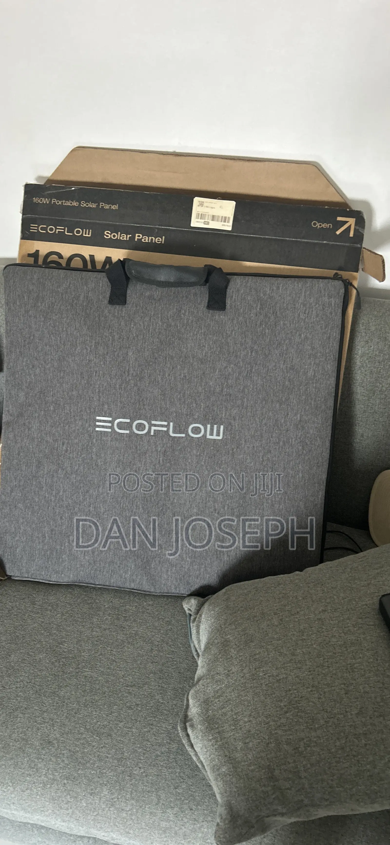 160W Ecoflow Foldable Solar Panel With Kickstand