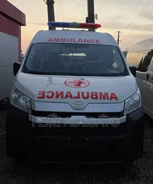 Toyota HiAce 2025 White