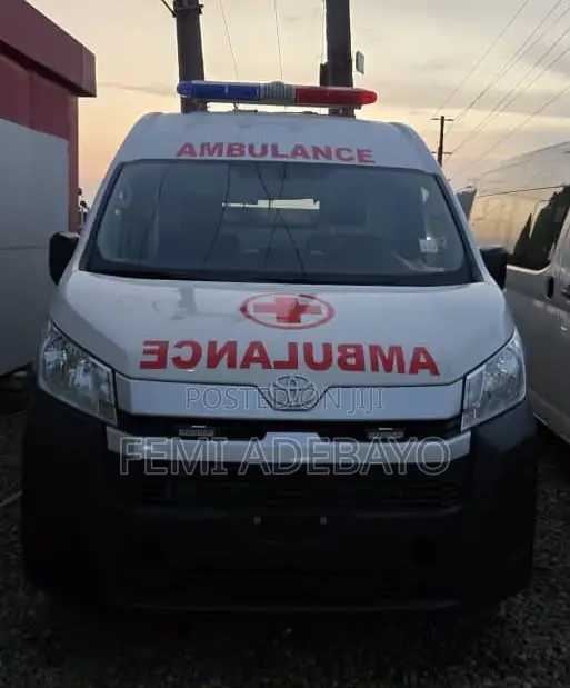 Toyota HiAce 2025 White