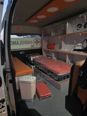Toyota HiAce 2025 White