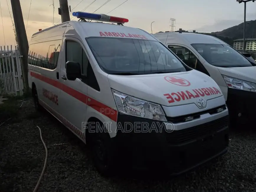 Toyota HiAce 2025 White