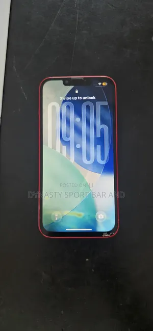 Apple iPhone 13 256 GB Red