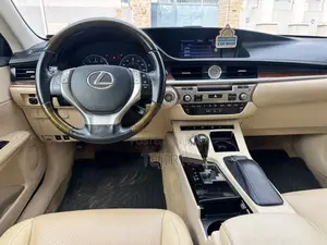 Lexus ES 350 FWD 2015 Black