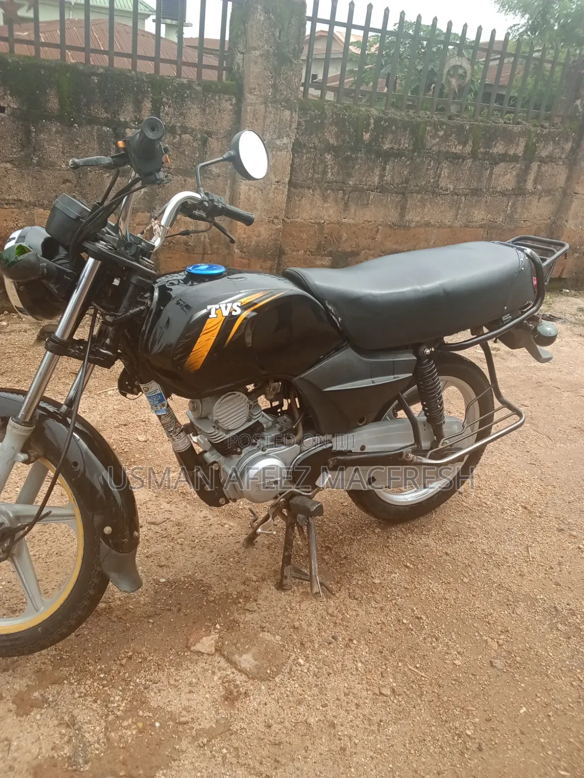 TVS Apache RTR 160 4V Fi 2024 Black