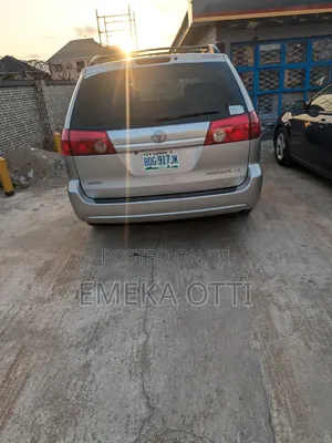 Toyota Sienna LE 2008 Silver