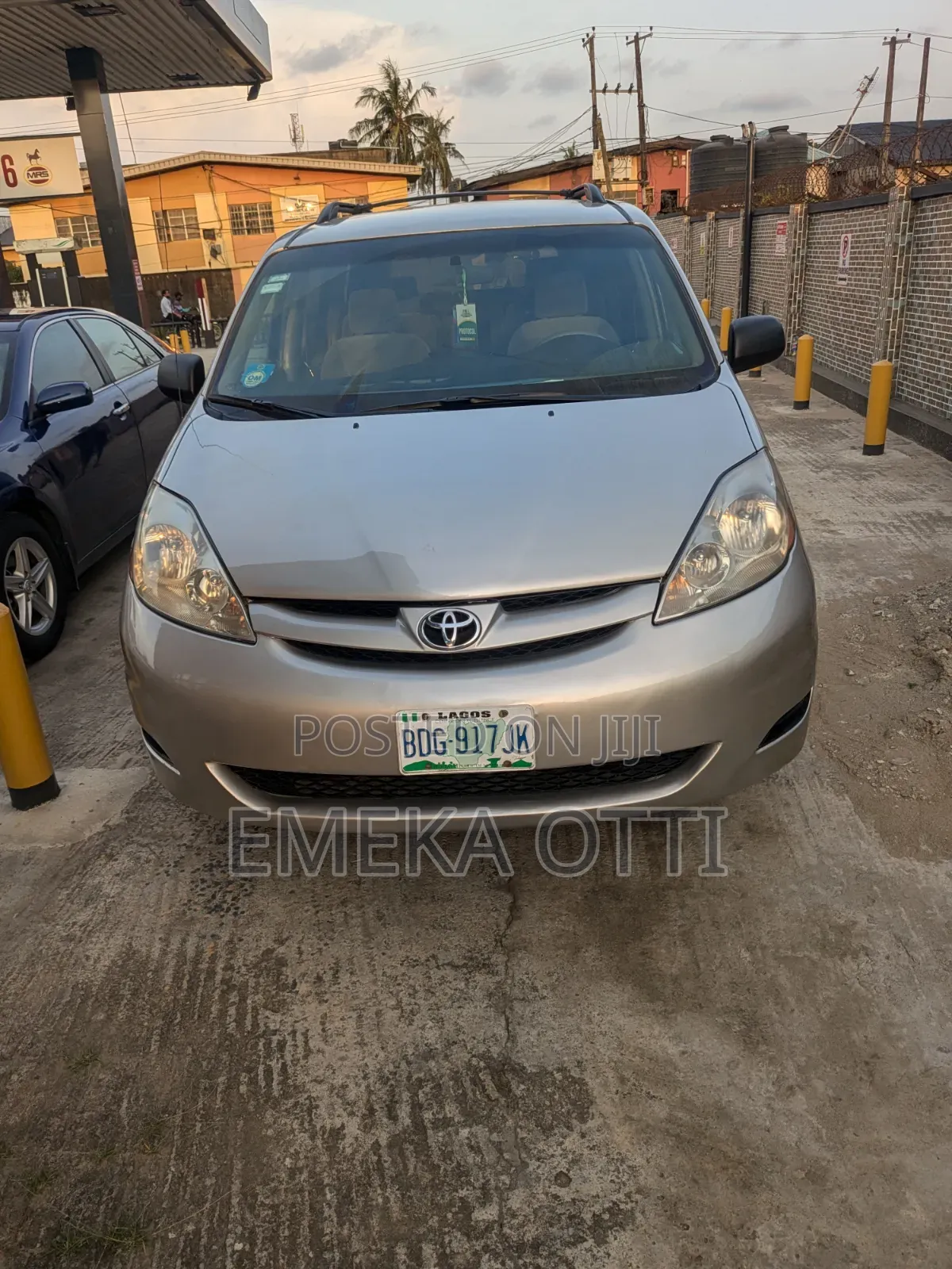 Toyota Sienna LE 2008 Silver
