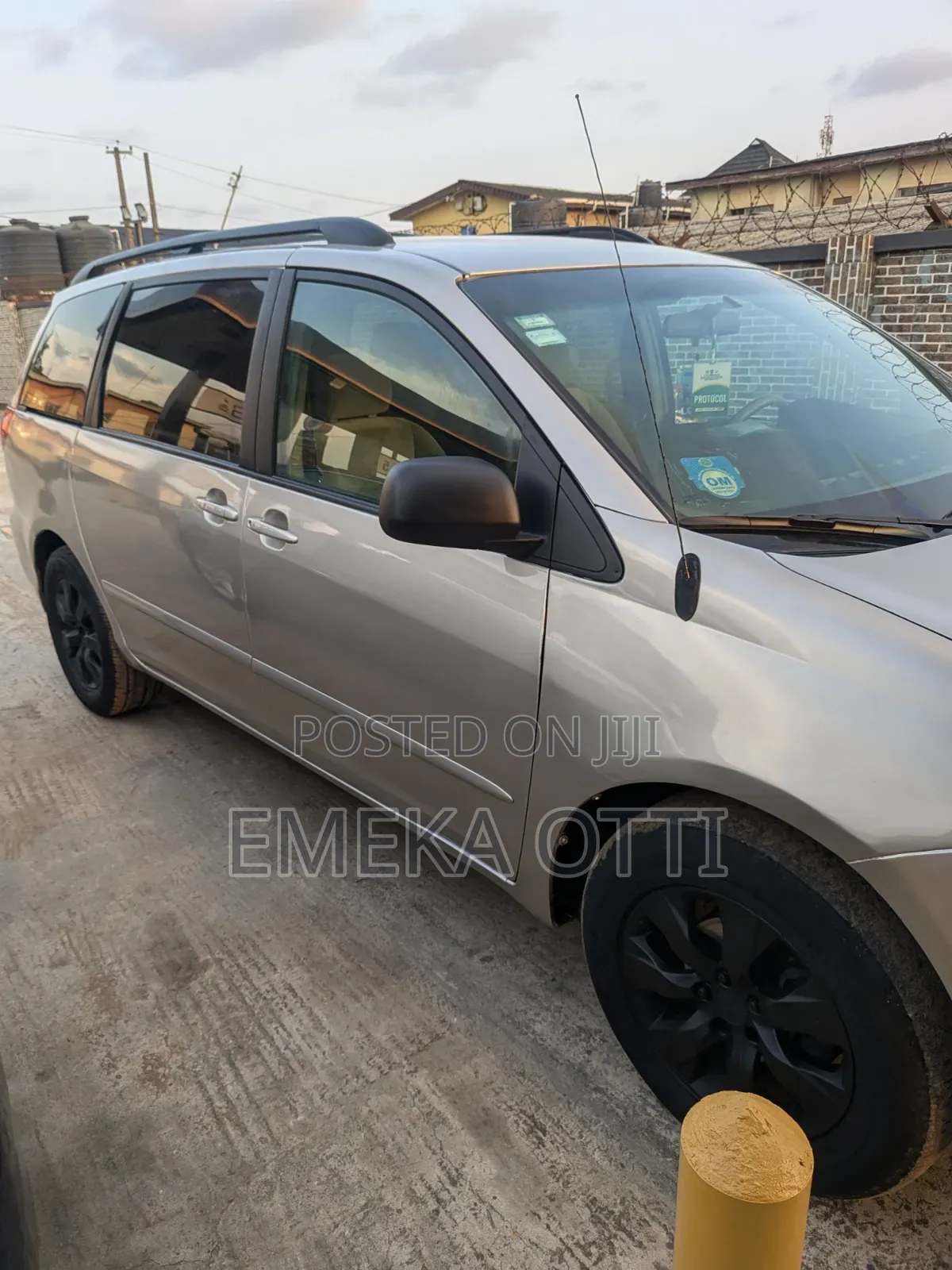 Toyota Sienna LE 2008 Silver