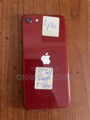 Apple iPhone SE (2022) 64 GB Red