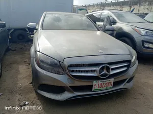 Mercedes-Benz C300 2016 Gray