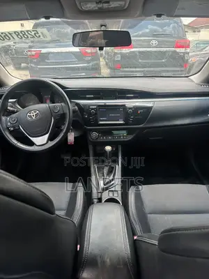 Toyota Corolla 2016