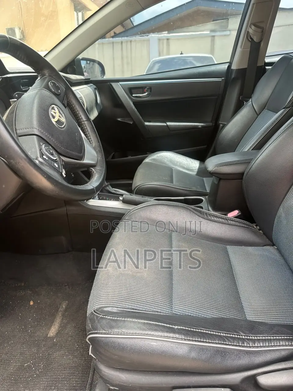 Toyota Corolla 2016