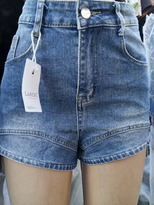 Bumshort Jeans