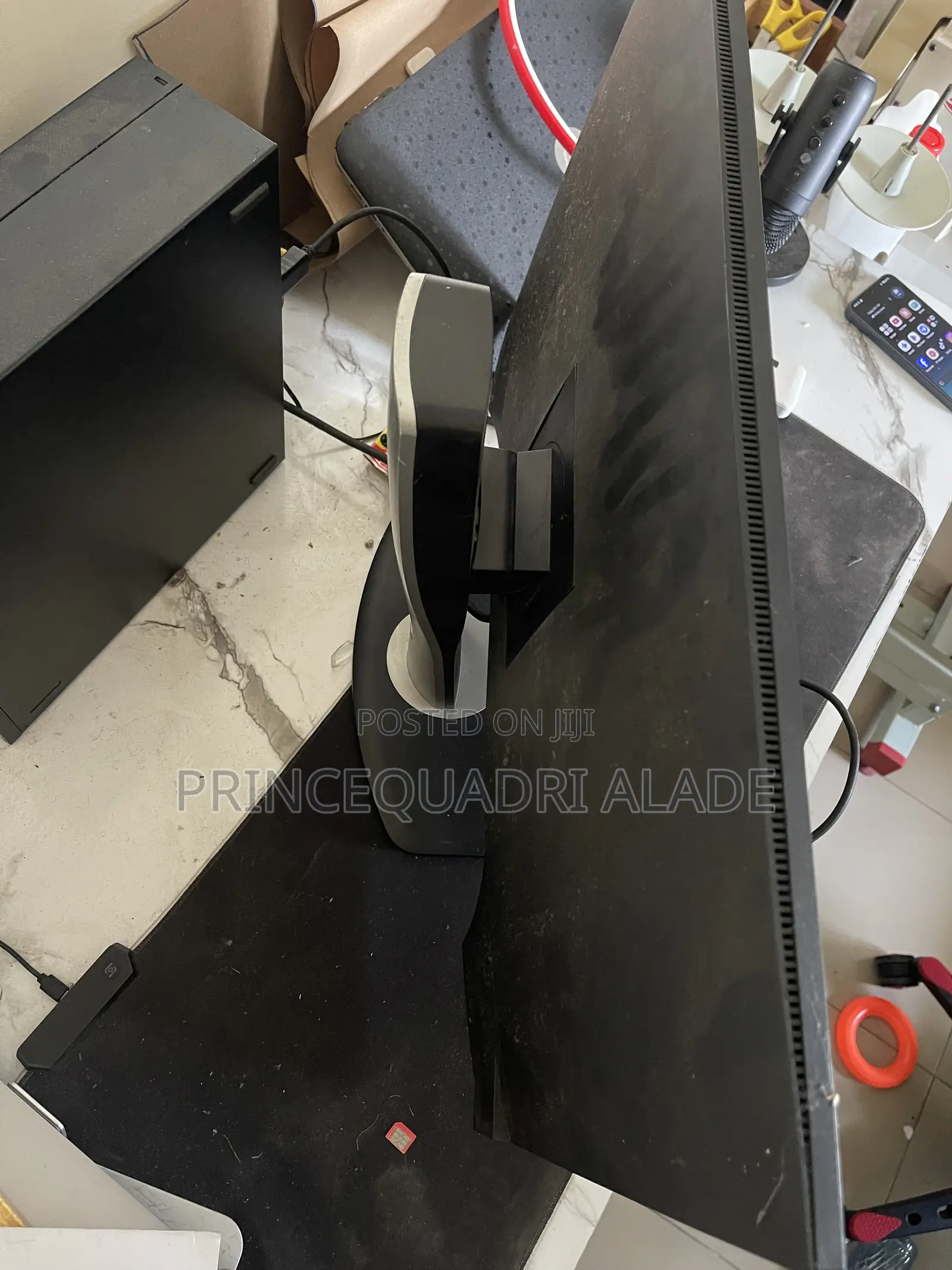 24 Inches Dell Monitor