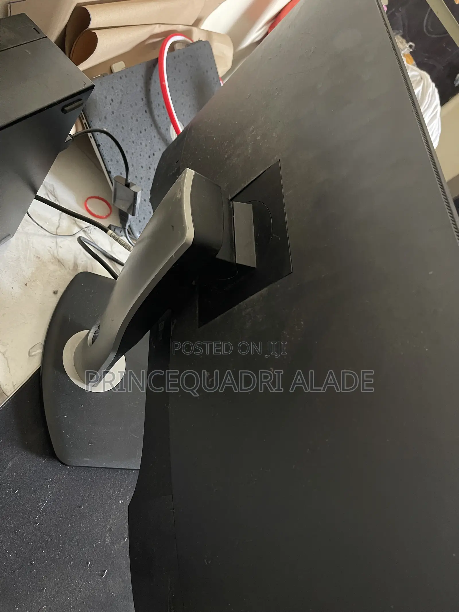 24 Inches Dell Monitor