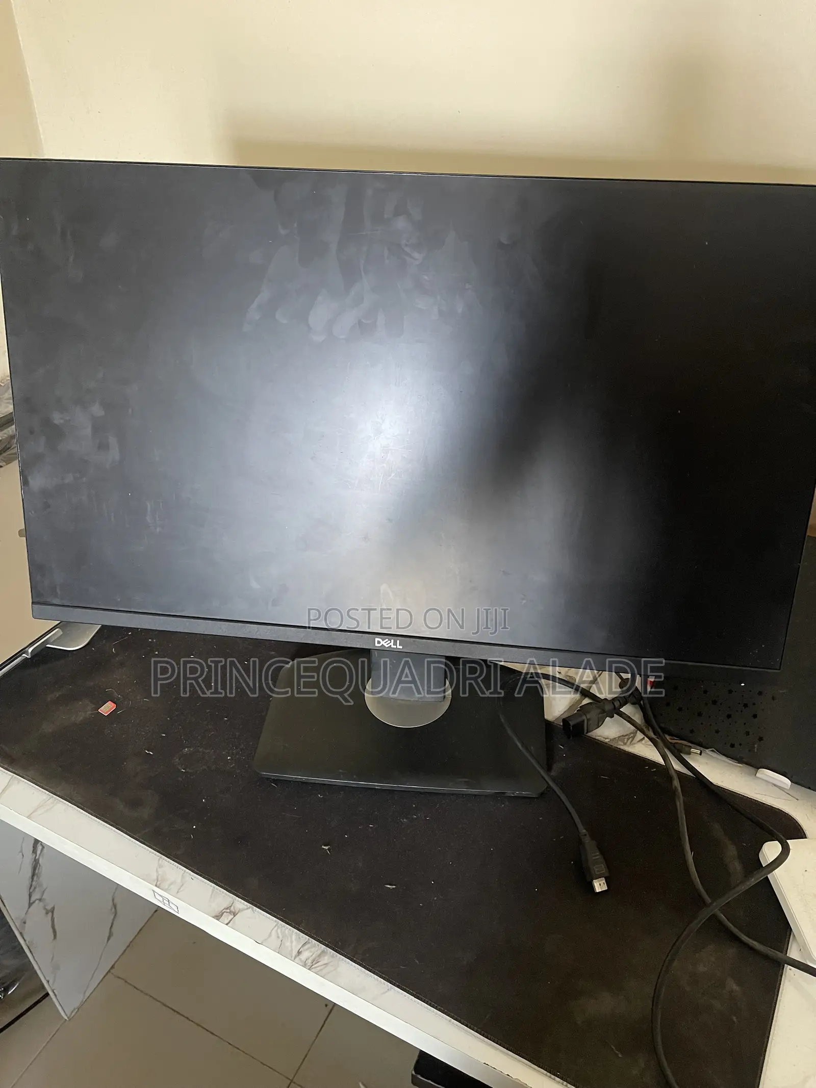 24 Inches Dell Monitor
