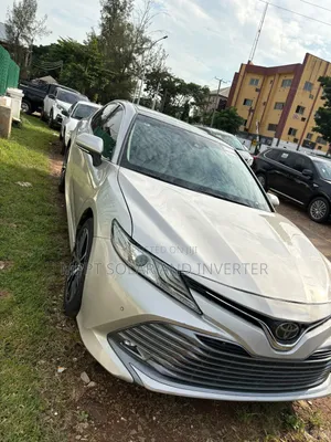 Toyota Camry 2018 Black