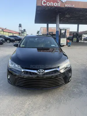 Toyota Camry LE 4dr Sedan (2.5L 4cyl 6A) 2015 Black