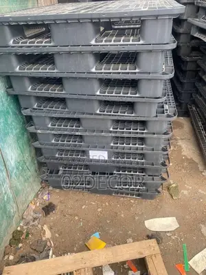 Heavy-Duty Plastic Storage Pallets (Plastic Pallets)