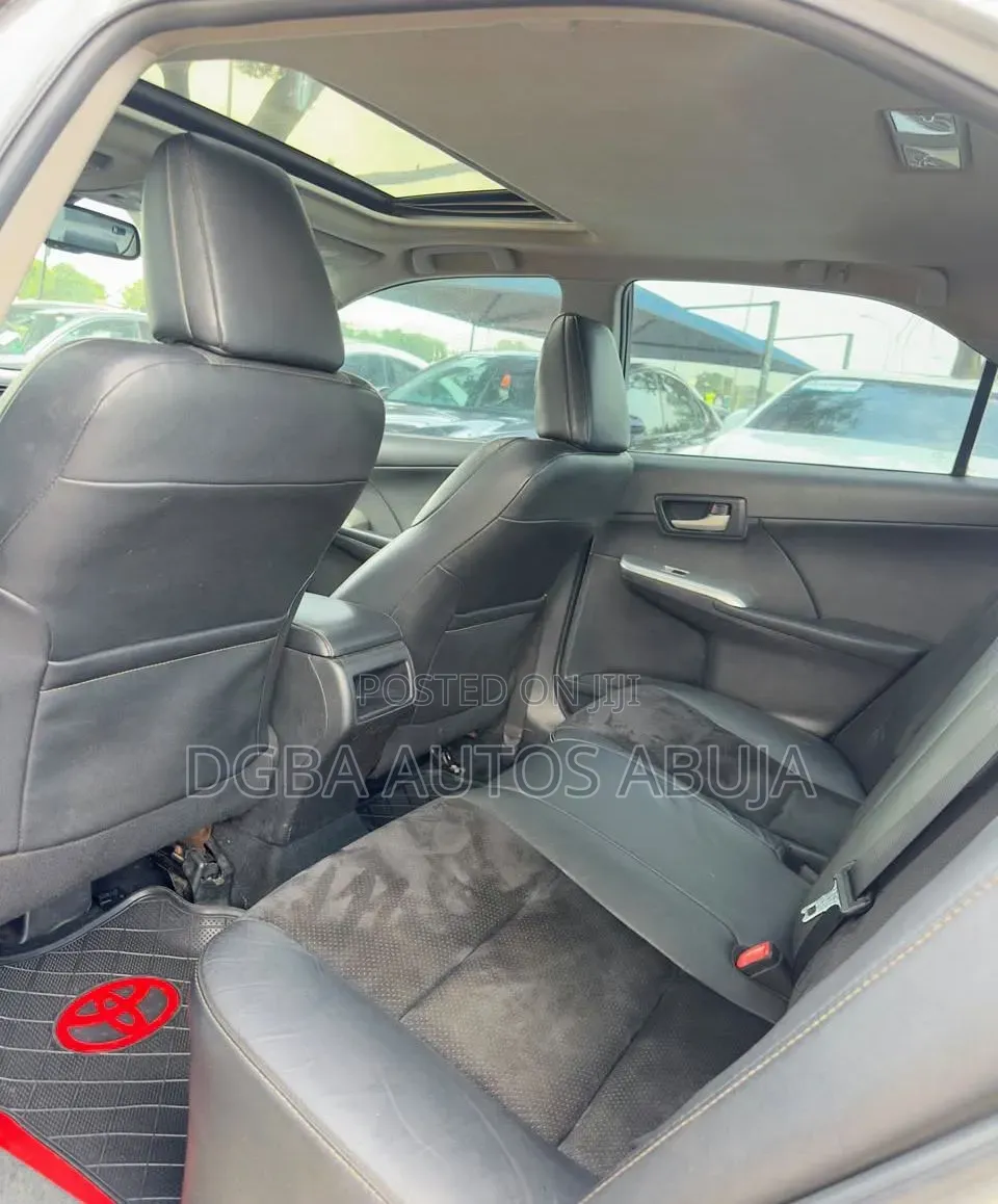 Toyota Camry 2013 Silver