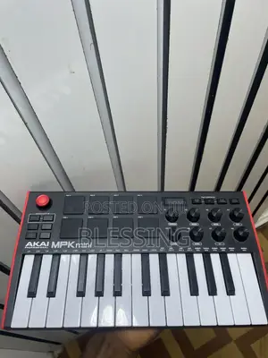 Akai MPK Mini