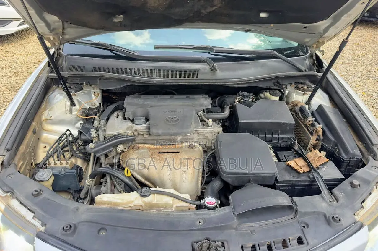 Toyota Camry 2013 Silver