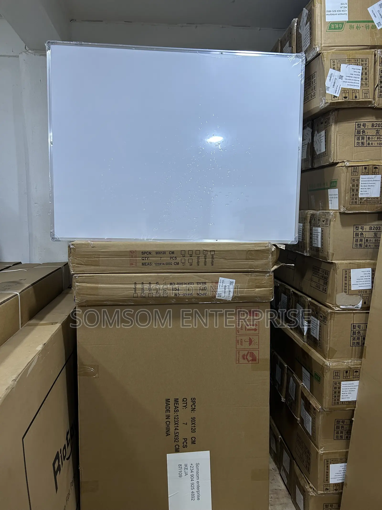 Double Sided Magnetic Whiteboard 120x90cm (4x3ft)