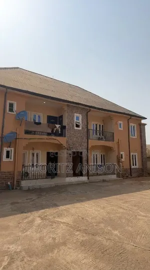 2bdrm Block of Flats in Amaorji., Enugu for sale