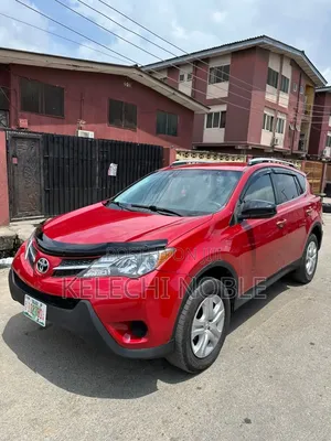 Toyota RAV4 LE 4dr SUV AWD (2.5L 4cyl 6A) 2015 Red