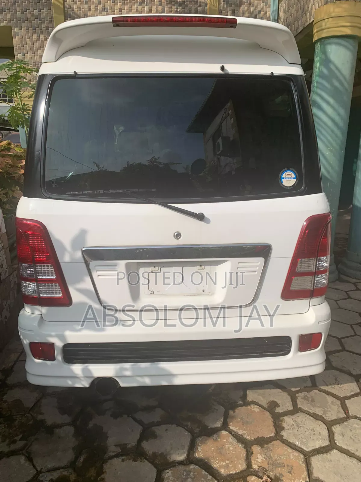 Daihatsu Hijet 2011 White