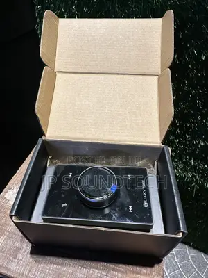 2 Zone Knob Wall Amplifier With Remote