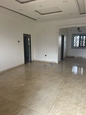 3bdrm Apartment in Okhuoromi Community, Benin City for rent