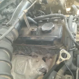 Mitsubishi L200 2014 White