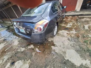 Nissan Altima 2.5 S Sedan 2012 Gray