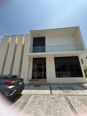 5bdrm Duplex in Chevron for rent