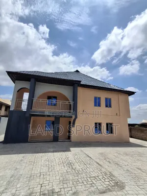 Furnished 3bdrm House in Oluwakeeyin, Alakia for sale