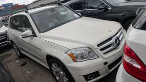 Mercedes-Benz GLK-Class 350 4MATIC 2012 White