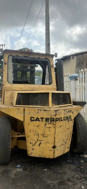 10 Tons Caterpillar Forklift for Sale