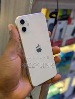 Apple iPhone 11 64 GB White
