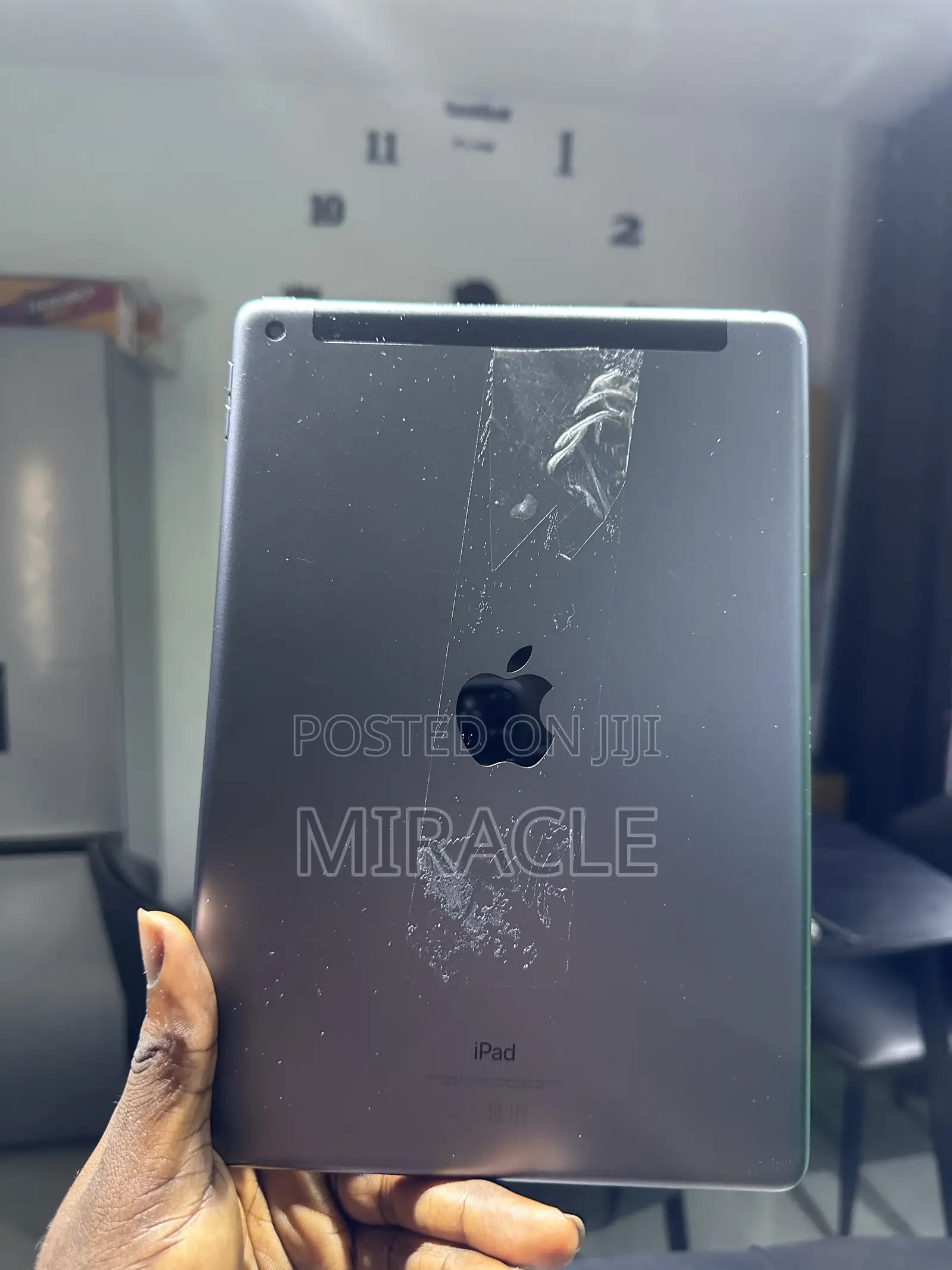 Apple iPad 10.2 (2021) 256 GB Gray